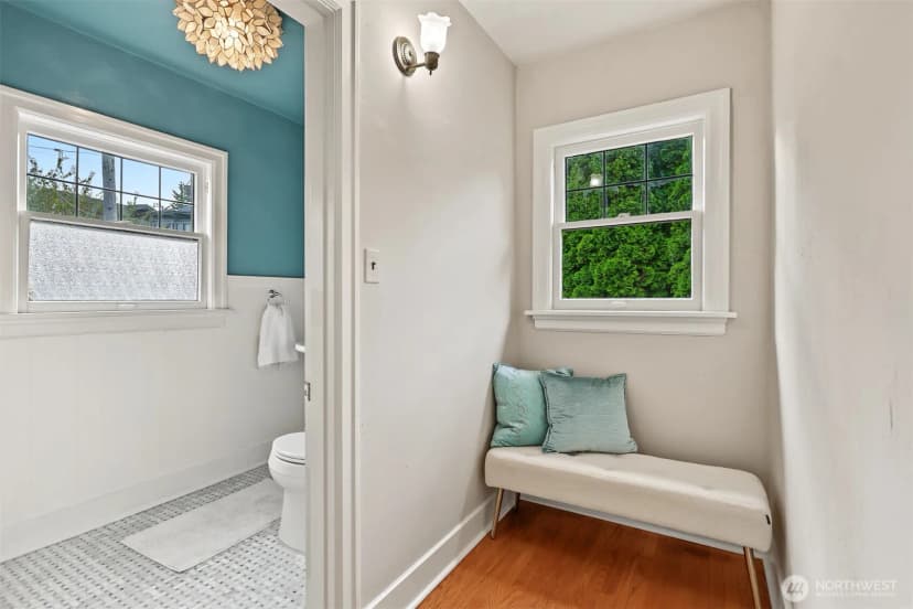 Property photo for 1443 Palm Avenue Sw, Seattle photo 25