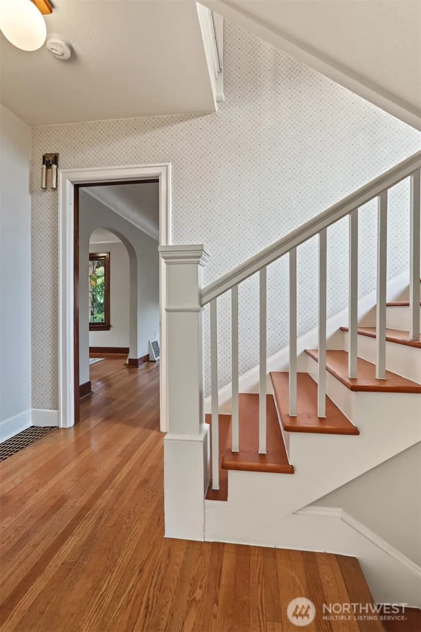 Property photo for 1443 Palm Avenue Sw, Seattle photo 12