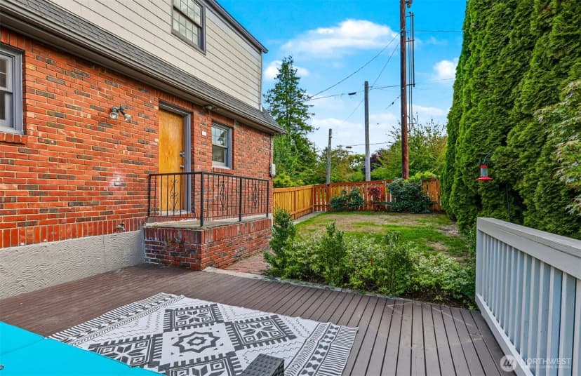 Property photo for 1443 Palm Avenue Sw, Seattle photo 6