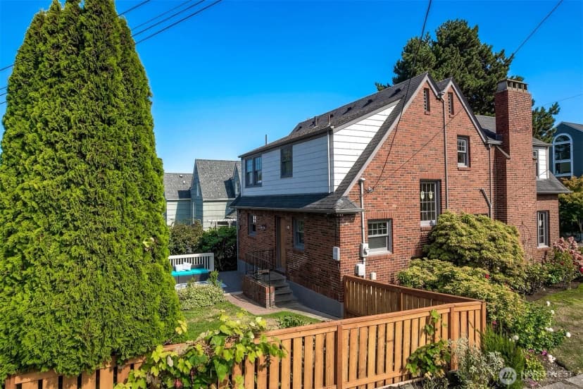 Property photo for 1443 Palm Avenue Sw, Seattle photo 32