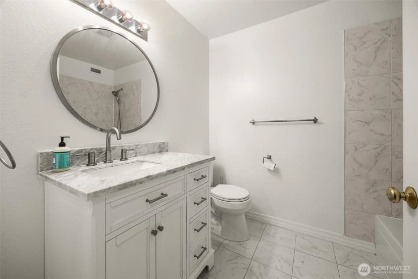 Property photo for 1830 S 336th Street #g-201, Federal Way photo 21