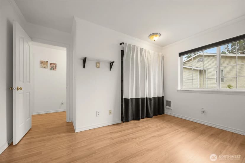 Property photo for 1830 S 336th Street #g-201, Federal Way photo 6