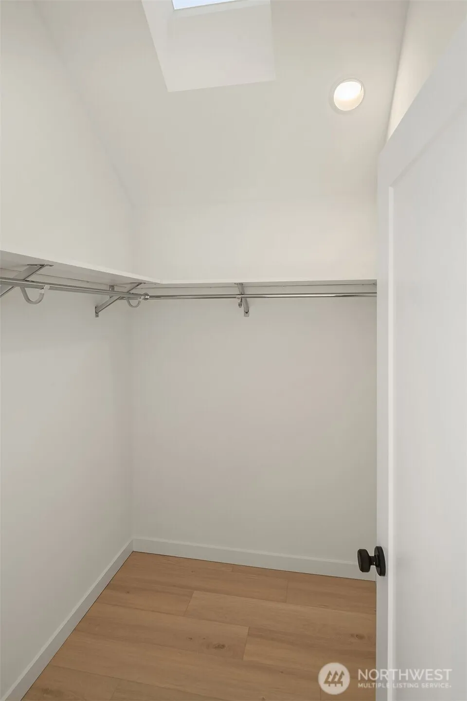Property photo for 2534 30th Avenue W, Seattle photo 22