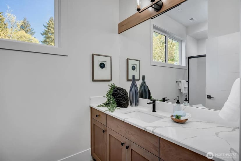Property photo for 13115 Ne 151st Ct, Woodinville photo 16
