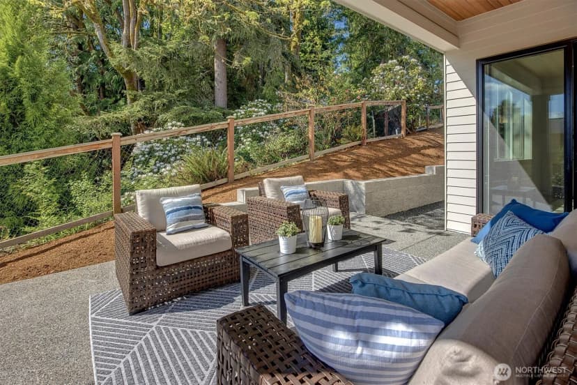 Property photo for 13115 Ne 151st Ct, Woodinville photo 36