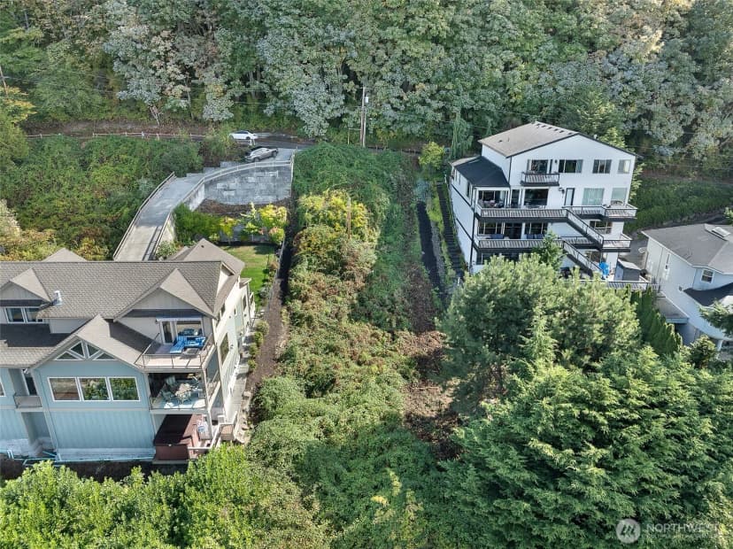 Property photo for 12016 Possession Lane, Edmonds photo 7