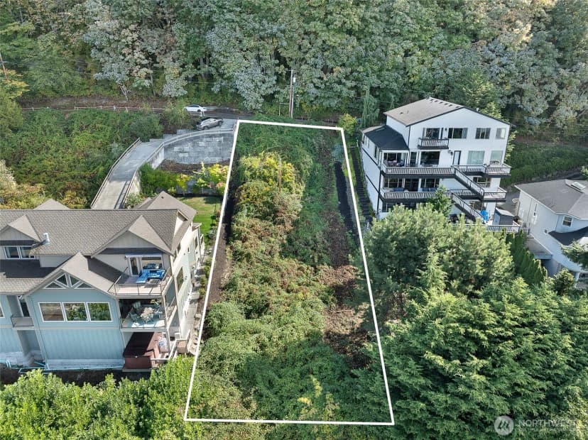 Property photo for 12016 Possession Lane, Edmonds photo 8
