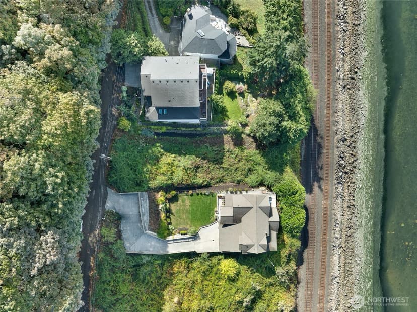 Property photo for 12016 Possession Lane, Edmonds photo 13