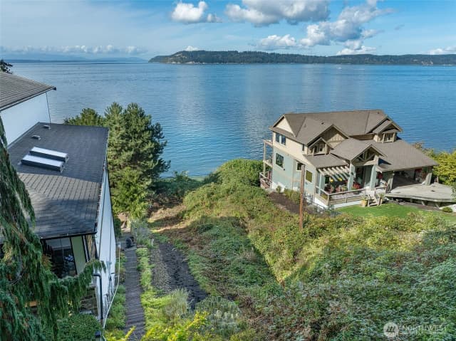 Property photo for 12016 Possession Lane, Edmonds photo 4