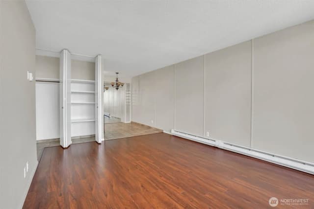 Property photo for 4540 8th Avenue Ne #1403, Seattle photo 4