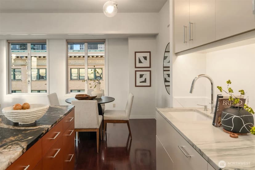 Property photo for 98 Union Street #810, Seattle photo 17