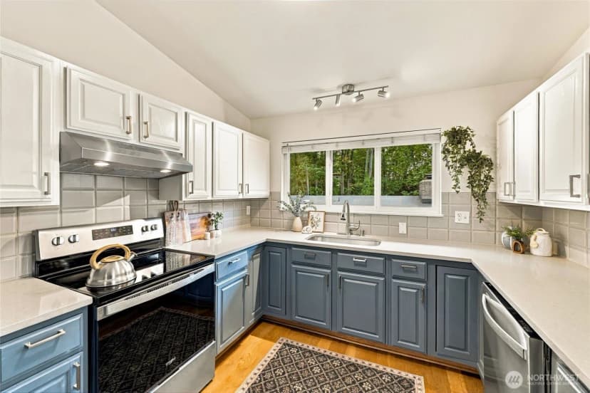Property photo for 5339 S Ruggles Street, Seattle photo 7