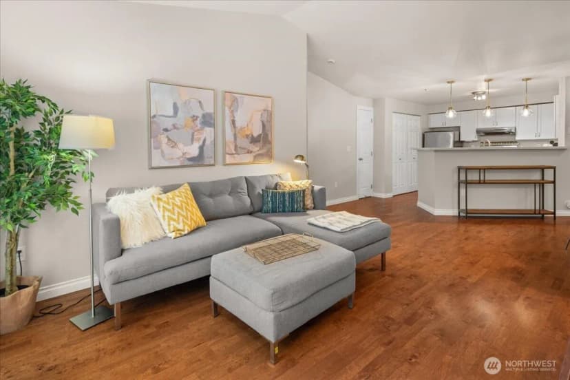 Property photo for 7711 Ne 175th Street #a305, Kenmore photo 6