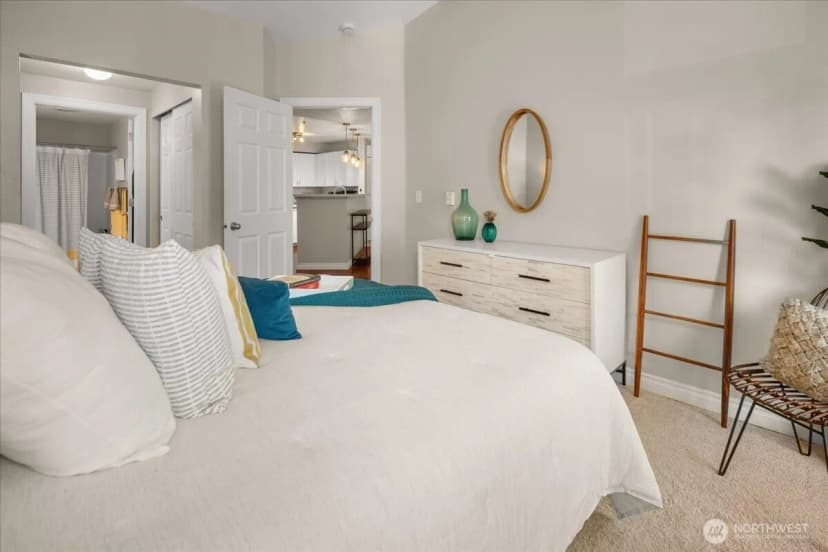 Property photo for 7711 Ne 175th Street #a305, Kenmore photo 20
