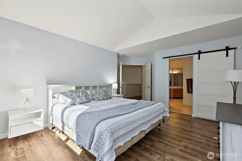 Property photo for 11502 Se 221st Place, Kent photo 19