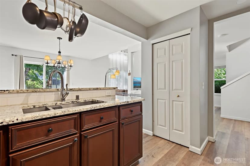 Property photo for 11502 Se 221st Place, Kent photo 14