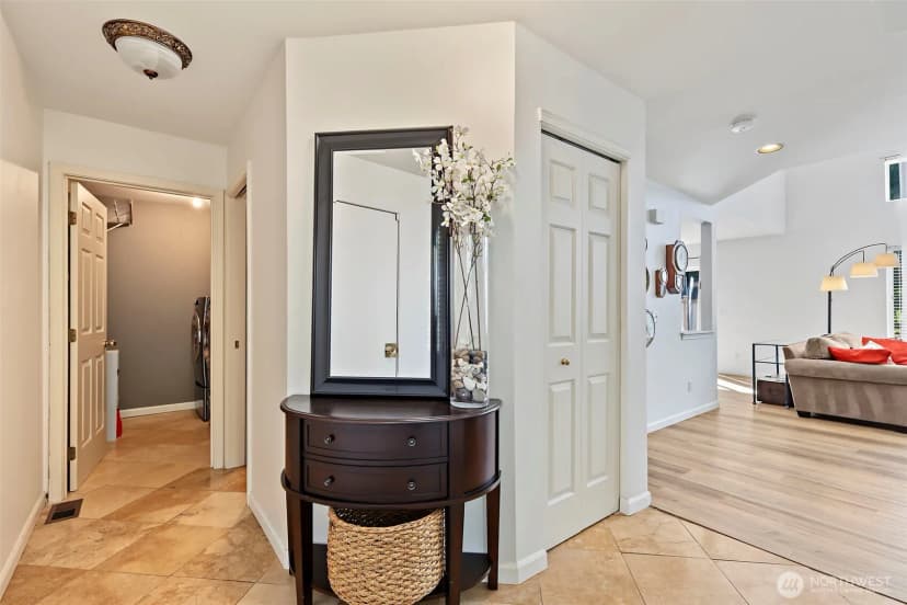 Property photo for 11502 Se 221st Place, Kent photo 6
