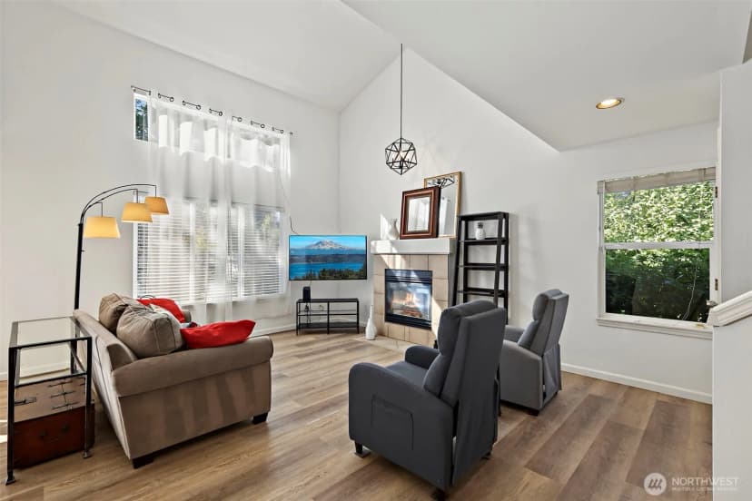 Property photo for 11502 Se 221st Place, Kent photo 11