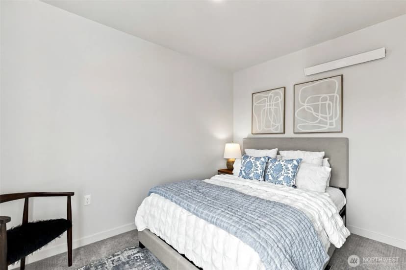 Property photo for 6109 Phinney Avenue N #405, Seattle photo 14