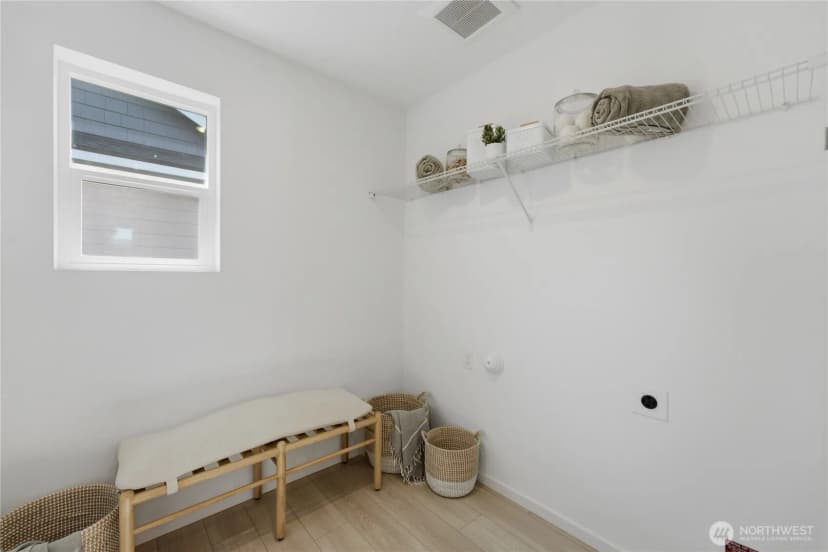 Property photo for 4200 Sw Loften Street, Port Orchard photo 15