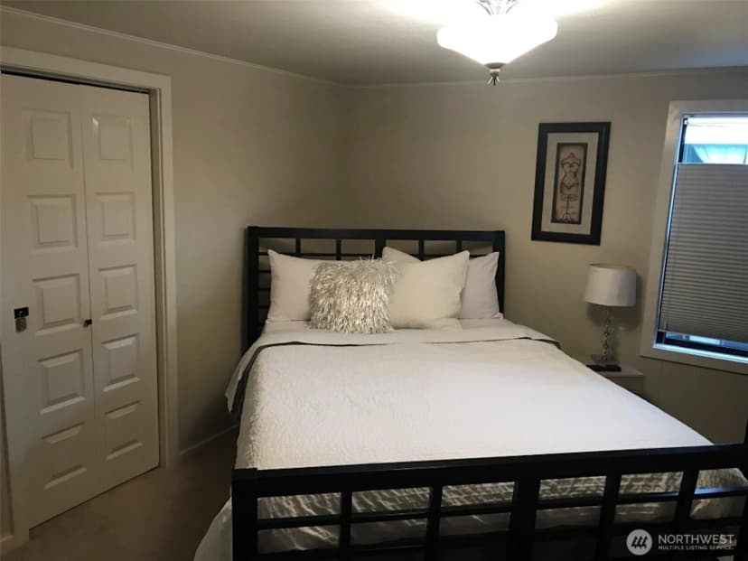 Property photo for 14637 8th Avenue Sw, Burien photo 15
