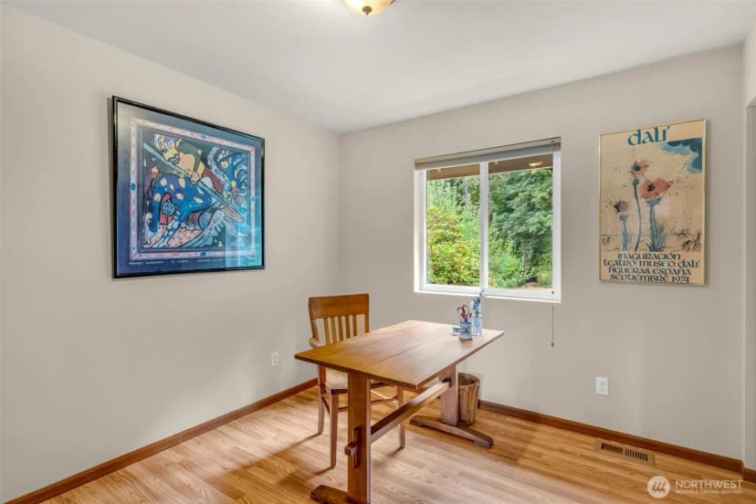 Property photo for 160 6th Avenue Se, Issaquah photo 24