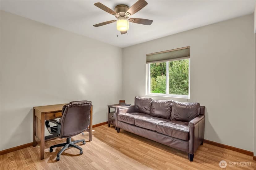 Property photo for 160 6th Avenue Se, Issaquah photo 23