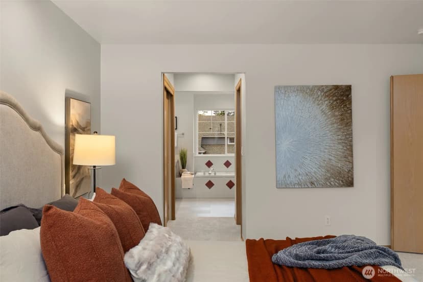 Property photo for 7922 Ne 125th Street, Kirkland photo 35