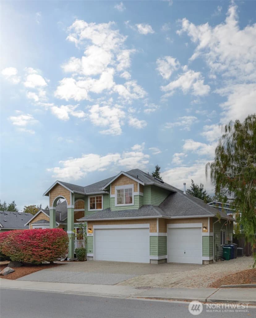 Property photo for 7922 Ne 125th Street, Kirkland photo 3