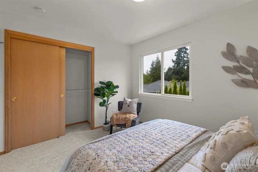 Property photo for 7922 Ne 125th Street, Kirkland photo 31