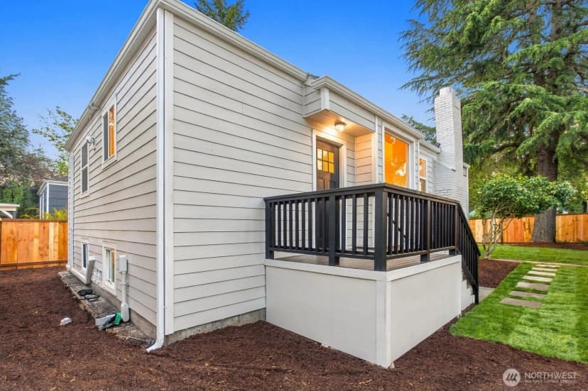 Property photo for 9752 Evanston Avenue N, Seattle photo 37