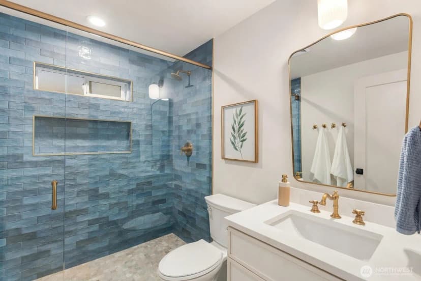 Property photo for 9752 Evanston Avenue N, Seattle photo 19