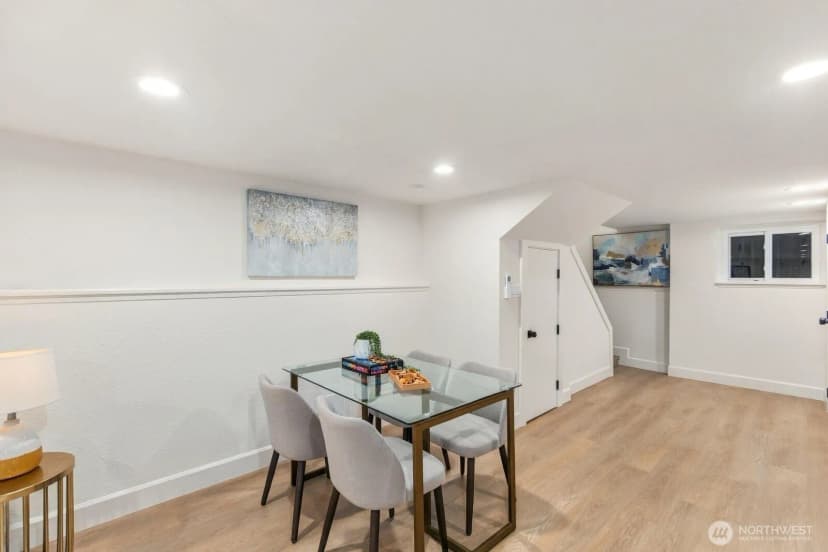 Property photo for 9752 Evanston Avenue N, Seattle photo 22