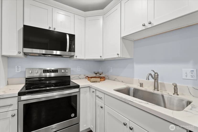 Property photo for 7511 13th Avenue Sw, Seattle photo 7