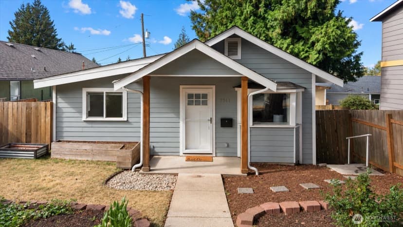 Property photo for 7511 13th Avenue Sw, Seattle