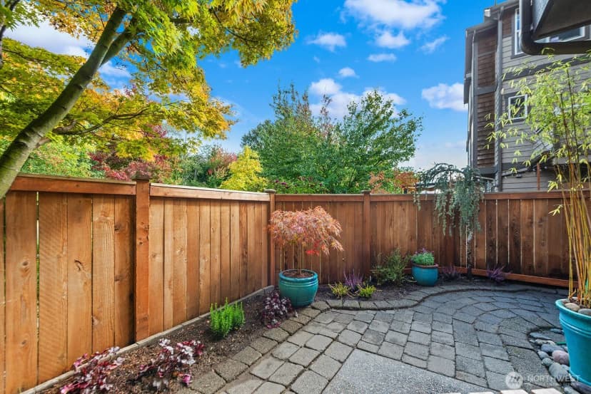 Property photo for 9513 Ashworth Avenue N #a, Seattle photo 29
