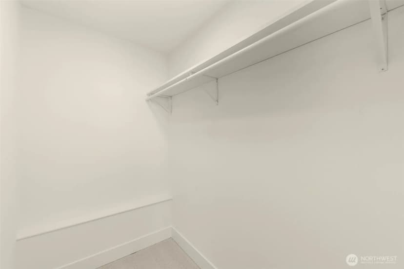 Property photo for 8126 17th Avenue Sw #b, Seattle photo 12