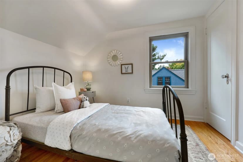 Property photo for 8046 11th Avenue Nw, Seattle photo 17