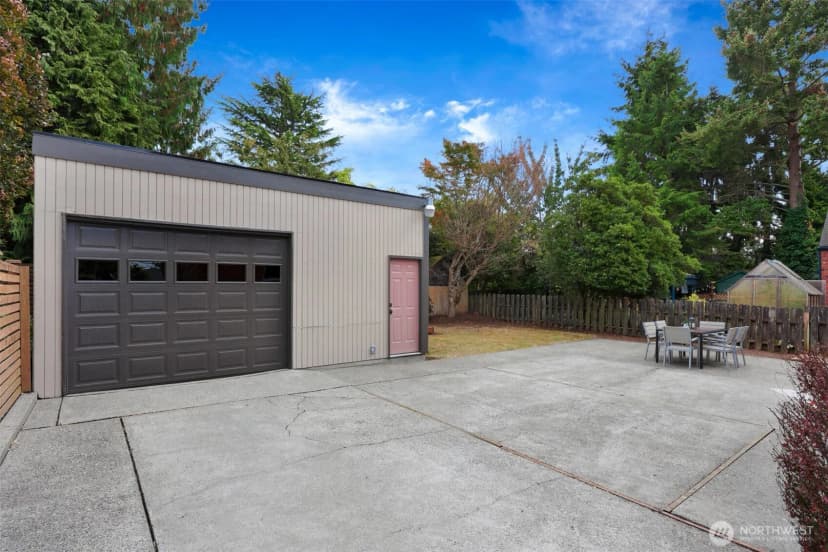 Property photo for 8046 11th Avenue Nw, Seattle photo 29
