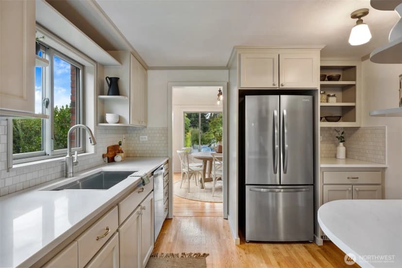 Property photo for 8046 11th Avenue Nw, Seattle photo 11