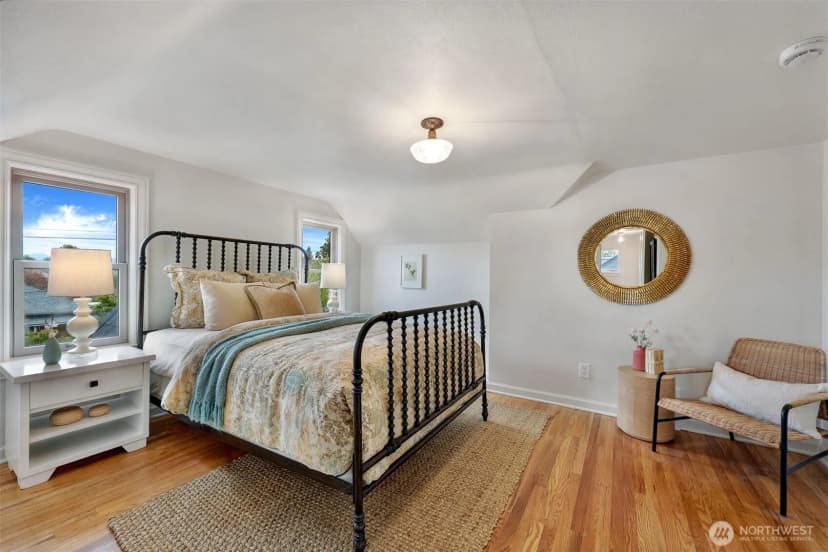 Property photo for 8046 11th Avenue Nw, Seattle photo 16
