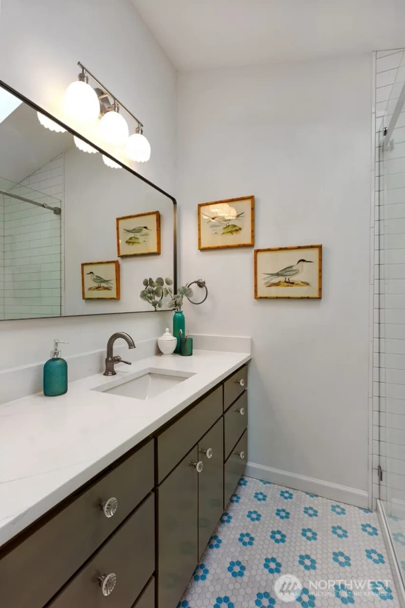 Property photo for 8046 11th Avenue Nw, Seattle photo 20