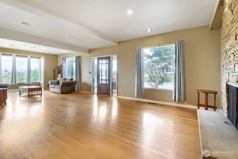 Property photo for 803 Ne 72nd Street, Seattle photo 30