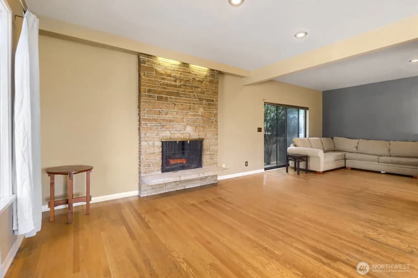 Property photo for 803 Ne 72nd Street, Seattle photo 7