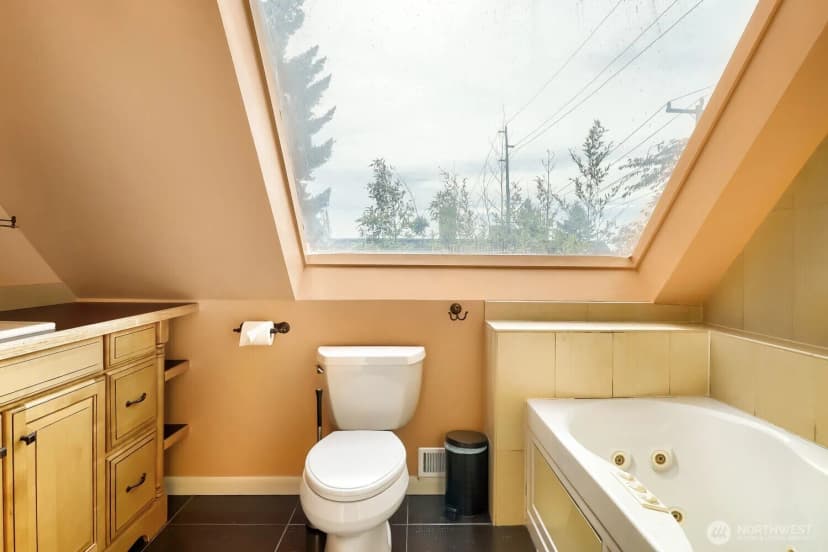 Property photo for 803 Ne 72nd Street, Seattle photo 25