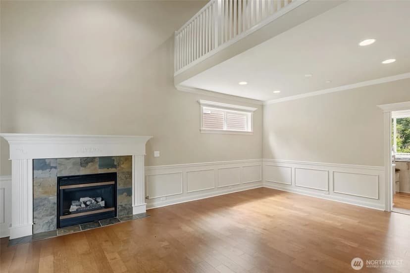 Property photo for 8701 113th Avenue Se, Newcastle photo 4