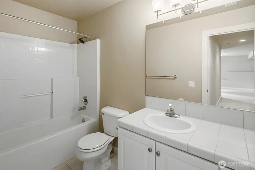 Property photo for 8701 113th Avenue Se, Newcastle photo 30