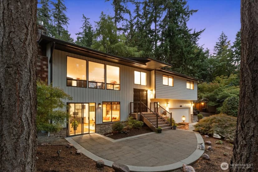 Property photo for 4130 156th Lane Se, Bellevue