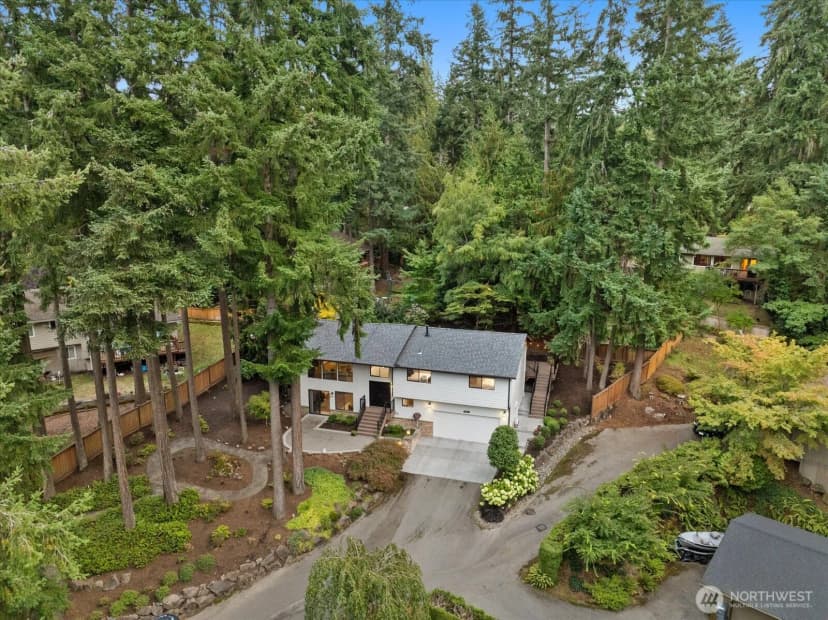 Property photo for 4130 156th Lane Se, Bellevue photo 3