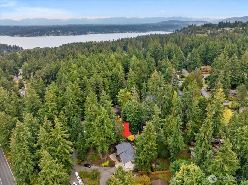 Property photo for 4130 156th Lane Se, Bellevue photo 4